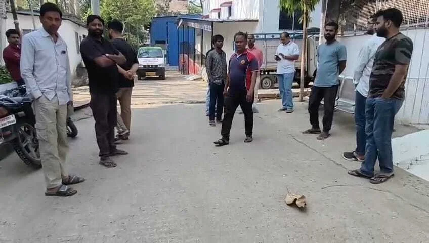 बेगूसराय में युवक की संदिग्ध मौत: पिता का आरोप- 'दोस्तों ने बुलाकर की हत्या', पुलिस बोली- 'सड़क हादसा', उलझी गुत्थी 3