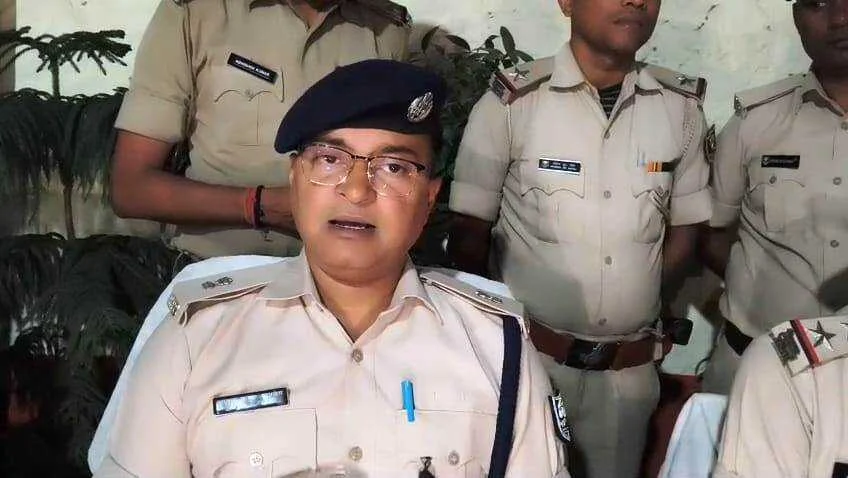 बेगूसराय पुलिस की बड़ी कामयाबी: चर्चित जमीन कारोबारी वरुण सिंह के हत्यारे गिरफ्तार, रणधीर महतो ने रची थी साजिश 4