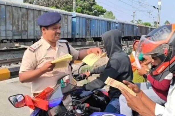 समस्तीपुर: आरपीएफ ने यात्रियों को सिखाए सुरक्षा के गुर, मुक्तापुर में चलाया जागरूकता अभियान 3