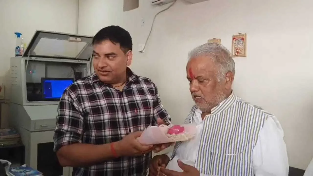 नालंदा के अस्थावां पहुंचे मंत्री श्रवण कुमार, निशांत कुमार पर दिया बड़ा बयान,निशांत में सीएम बनने के सभी गुण, फैसला एनडीए करेगा:- श्रवण कुमार 2