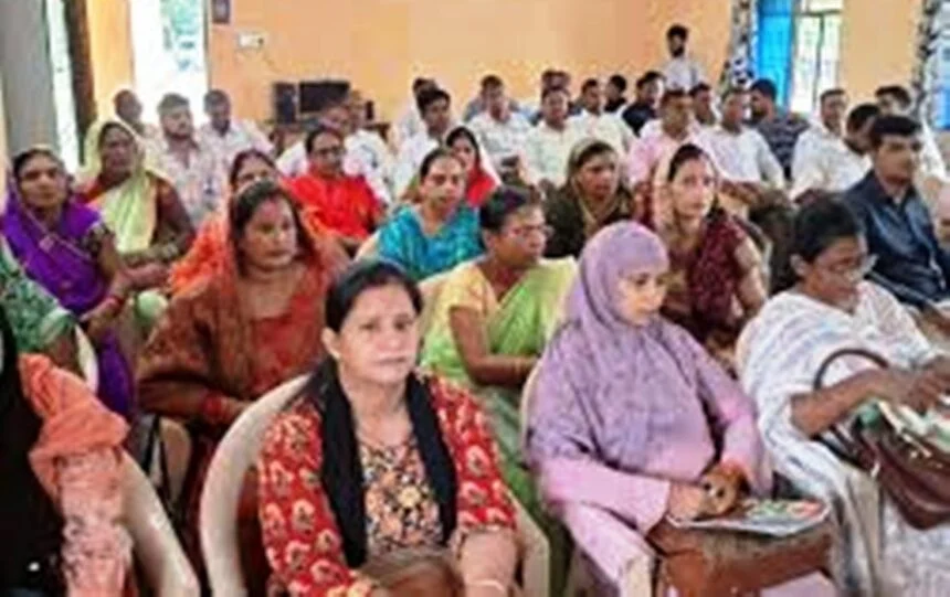 एफएलएन कार्यक्रम की समीक्षा बैठक में निर्देश, कमजोर बच्चों को भाषा व गणित में दक्ष बनाना प्राथमिकता 1