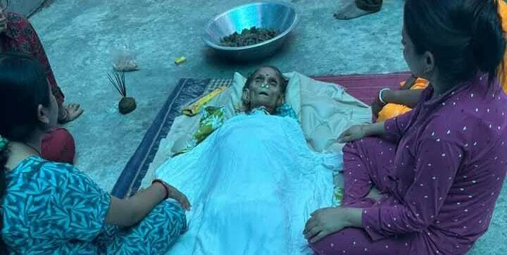 बरौनी के पूर्व विधायक शिवदानी सिंह की पत्नी शांति सिंह का निधन, इलाके में शोक की लहर 7