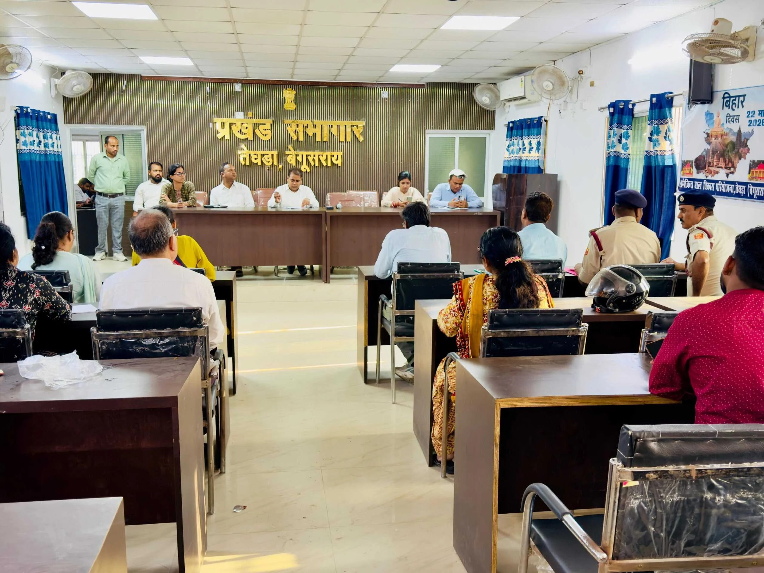 तेघड़ा अनुमंडल में हीट वेव (लू) से बचाव को लेकर प्रशासन अलर्ट, सभी विभागों को दिए गए निर्देश 9