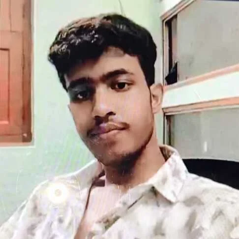 समस्तीपुर में भीषण सड़क हादसा: रिलायंस ज्वैलर्स के पास अज्ञात वाहन ने बाइक सवार छात्र को कुचला, मौके पर ही मौत 2