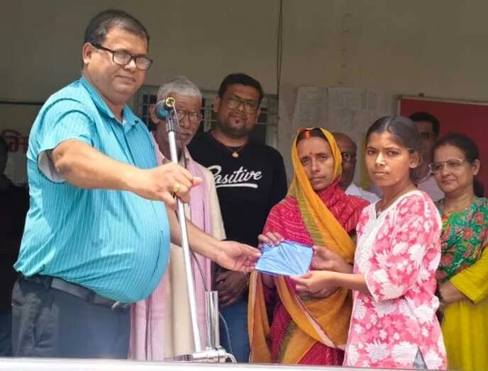 बरौनी प्रखंड के अमरपुर विद्यालय में मेधा सम्मान समारोह का आयोजन 7