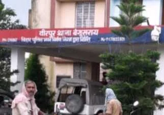 वीरपुर पुलिस ने अलग-अलग मामलों के दो वारंटी को किया गिरफ्तार, भेजा जेल 3