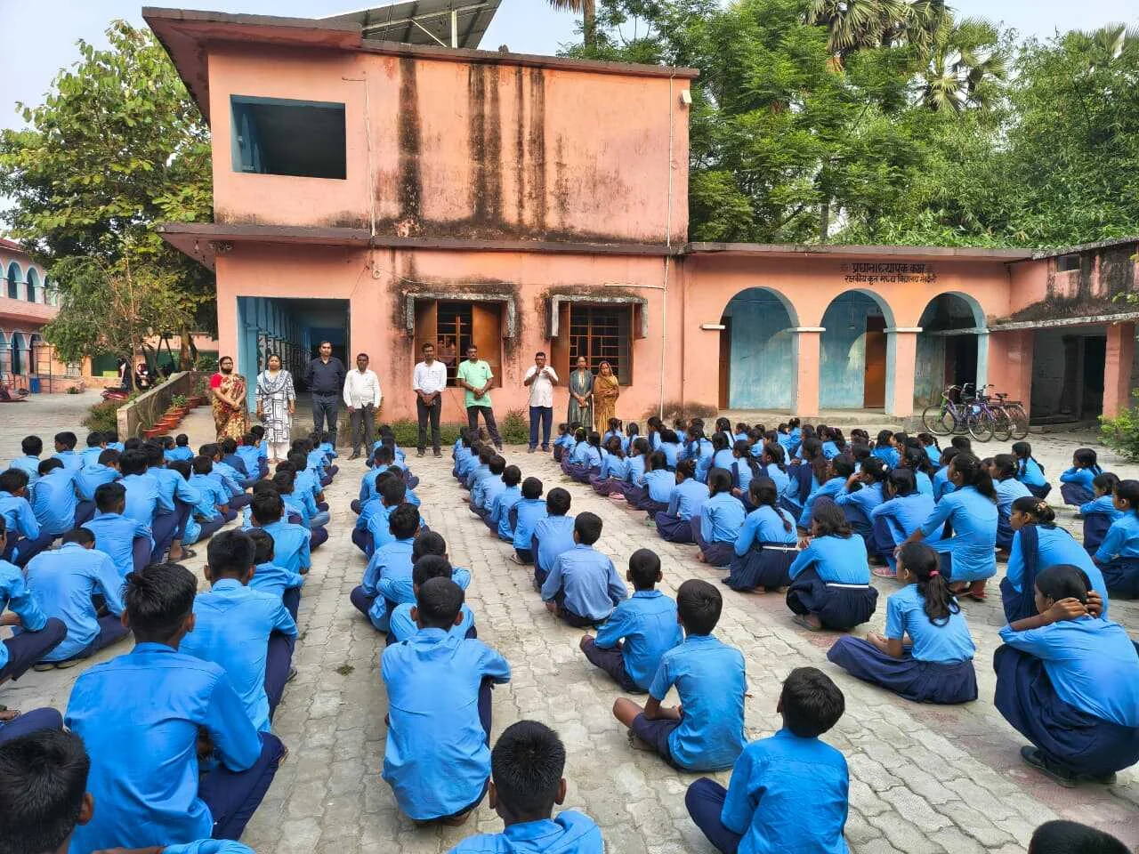 भगवानपुर प्रखंड के स्कूलों में बच्चों को सिखाए गए लू से बचाव के गुर, फोकल शिक्षकों ने दी स्वास्थ्य सलाह 2