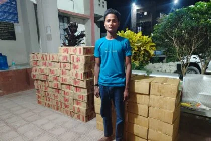 भगवानपुर में पुलिस की बड़ी कार्रवाई: ट्रैक्टर पर लदा 613 लीटर विदेशी शराब बरामद, चालक गिरफ्तार 4