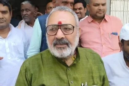 बेगूसराय: दिशा की बैठक में बोले केंद्रीय मंत्री गिरिराज सिंह- 'अनियमितता बर्दाश्त नहीं, अगली बैठक तक धरातल पर दिखेगा काम' 16