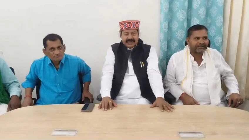 नीतीश के फिर पलटने पर बोले भाई बीरेंद्र- "तीन बार पलट चुके हैं, चौथी बार पलटे तो आश्चर्य नहीं, आगे-आगे देखिए होता है क्या" 2