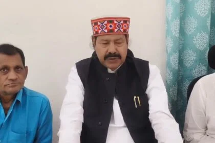 नीतीश के फिर पलटने पर बोले भाई बीरेंद्र- "तीन बार पलट चुके हैं, चौथी बार पलटे तो आश्चर्य नहीं, आगे-आगे देखिए होता है क्या" 29