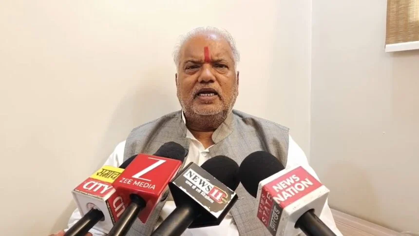 दिल्ली दौरे से गरमाई सियासत, नीतीश कुमार को लेकर अटकलें तेज, क्या बदलने वाला है बिहार का नेतृत्व?  1