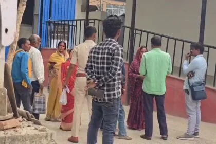 बेगूसराय: प्रेम विवाह का खौफनाक अंत, दहेज के लिए विवाहिता की गला दबाकर हत्या, फिर शव को फंदे से लटकाया 51