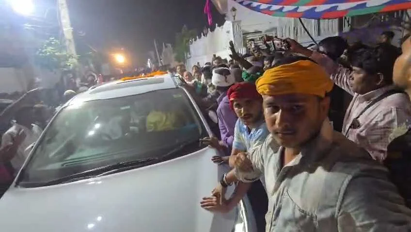 बेगूसराय में बरसे तेजस्वी यादव:- 'दारू और बालू में मदहोश है सरकार, बिहार में अपराधियों का बेखौफ़' 3