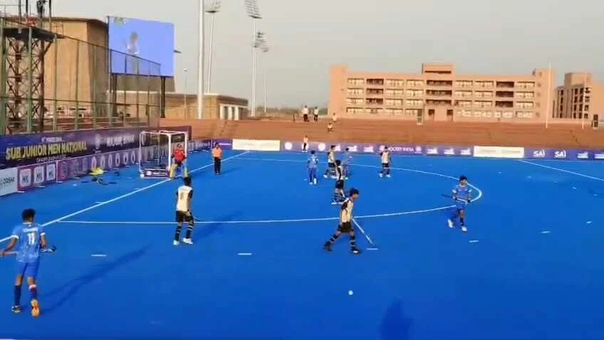 राजगीर के अंतरराष्ट्रीय हॉकी स्टेडियम में 16 वीं हॉकी इंडिया सब जूनियर पुरुष नेशनल चैंपियन का हुआ फाइनल, उत्तर प्रदेश ने मध्यप्रदेश को 5- 2 से हराकर बना विजेता 4