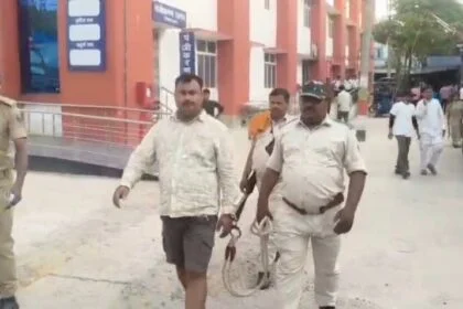 बेगूसराय: मोहम्मद वकील हत्याकांड का मुख्य आरोपी फुच्चा सिंह गिरफ्तार, पुलिस को मिली बड़ी कामयाबी 31