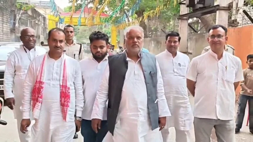 नालंदा: सम्राट चौधरी को श्रवण कुमार की बधाई, बोले नीतीश  कुमार के विजन पर ही आगे बढ़ेंगा बिहार 1