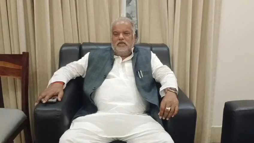 नालंदा में पूर्व मंत्री श्रवण ने कहा नीतीश-मोदी मॉडल से बिहार बनेगा विकसित राज्य, शराबबंदी पर कोई समझौता नहीं, नीति रहेगी सख्ती से लागू 2