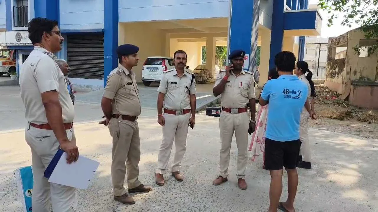 नालंदा: कमरे से मां-बेटी का शव बरामद, गला दबाकर हत्या का आरोप, पति हिरासत में, संपत्ति विवाद में हत्या का आरोप  4