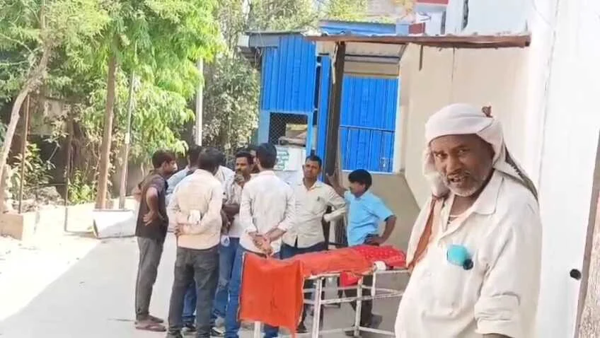 बेगूसराय में तेज रफ्तार ट्रक ने बाइक सवार टेक्नीशियन को रौंदा, मौके पर ही दर्दनाक मौत 2