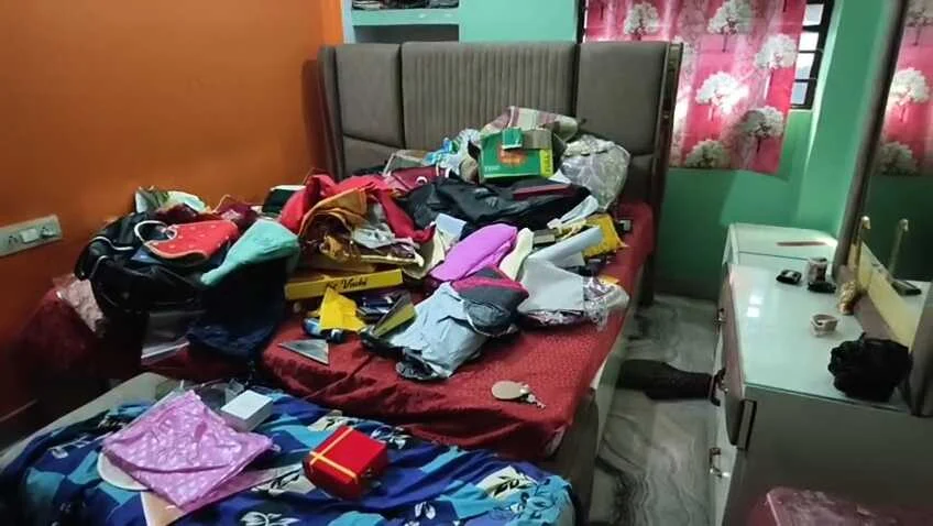 समस्तीपुर: बैंक मैनेजर के बंद घर में बड़ी चोरी, 30 लाख के जेवरात और नकदी ले उड़े चोर 4