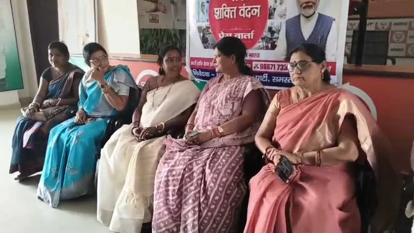 नारी शक्ति वंदन विधेयक का गिरना महिलाओं का अपमान, विपक्षी पार्टियों को कभी माफ नहीं करेगी देश की आधी आबादी:- रमा निषाद 2