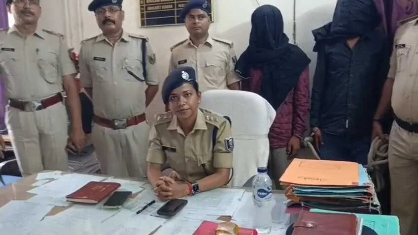 नालंदा: हिलसा में वाहन चेकिंग के दौरान हिलसा पुलिस को बुढ़वा स्थान के पास मिला बड़ी सफलता, 3 देशी कट्टा और 43 कारतूस के साथ दो बदमाश दबोचे गए 6