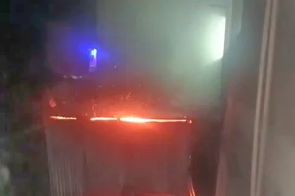 बेगूसराय के चेरिया बरियारपुर में आग का तांडव, लाखों की संपत्ति जलकर राख 16