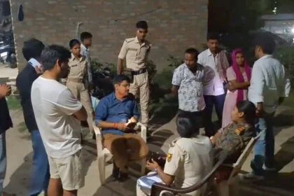 समस्तीपुर: किराए के मकान में फंदे से लटका मिला महिला का शव,मोबाइल जब्त कर जांच में जुटी मुफस्सिल थाना पुलिस 2