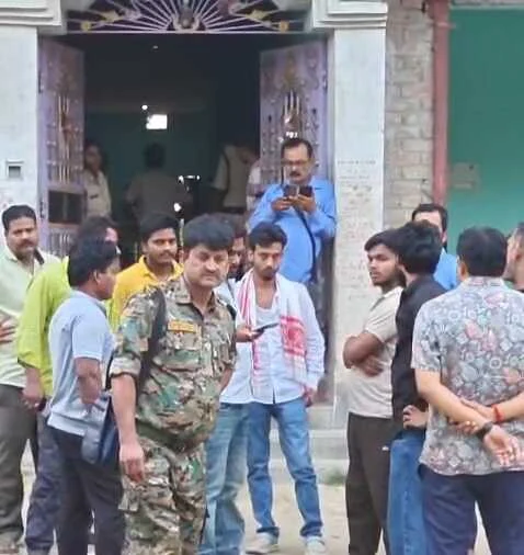 समस्तीपुर: किराए के मकान में फंदे से लटका मिला महिला का शव,मोबाइल जब्त कर जांच में जुटी मुफस्सिल थाना पुलिस 3