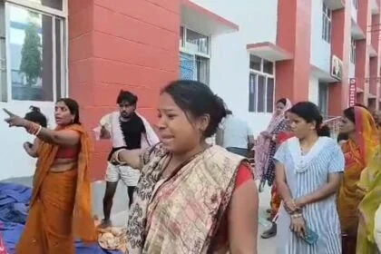 बेगूसराय में 8 माह की गर्भवती महिला की संदिग्ध मौत; मायके वालों का आरोप- पति ने पीट-पीटकर मार डाला 23