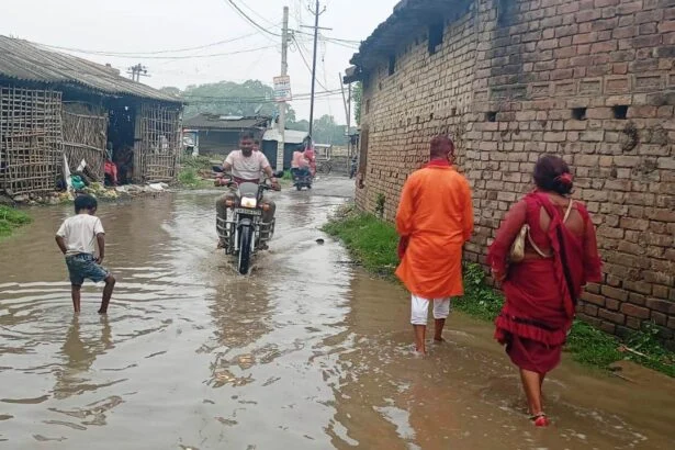 वीरपुर की बदहाली: 'सबका साथ-सबका विकास' का नारा फेल, 15 साल से विकास को तरस रही जनता 1