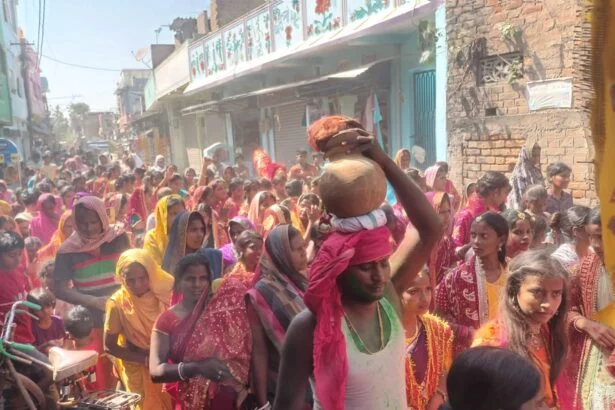 वीरपुर के टमटम स्टैंड पर गूंजे 'सिया-राम' के जयकारे, नौ दिवसीय अखंड नवाह यज्ञ का भव्य समापन 5