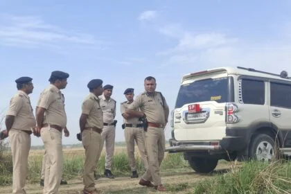 भगवानपुर के जोकिया बहियार में जमीनी विवाद में जमकर हुई गोलीबारी, तीन लोग गंभीर रूप से घायल 51