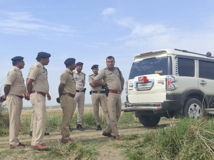 भगवानपुर के जोकिया बहियार में जमीनी विवाद में जमकर हुई गोलीबारी, तीन लोग गंभीर रूप से घायल 1