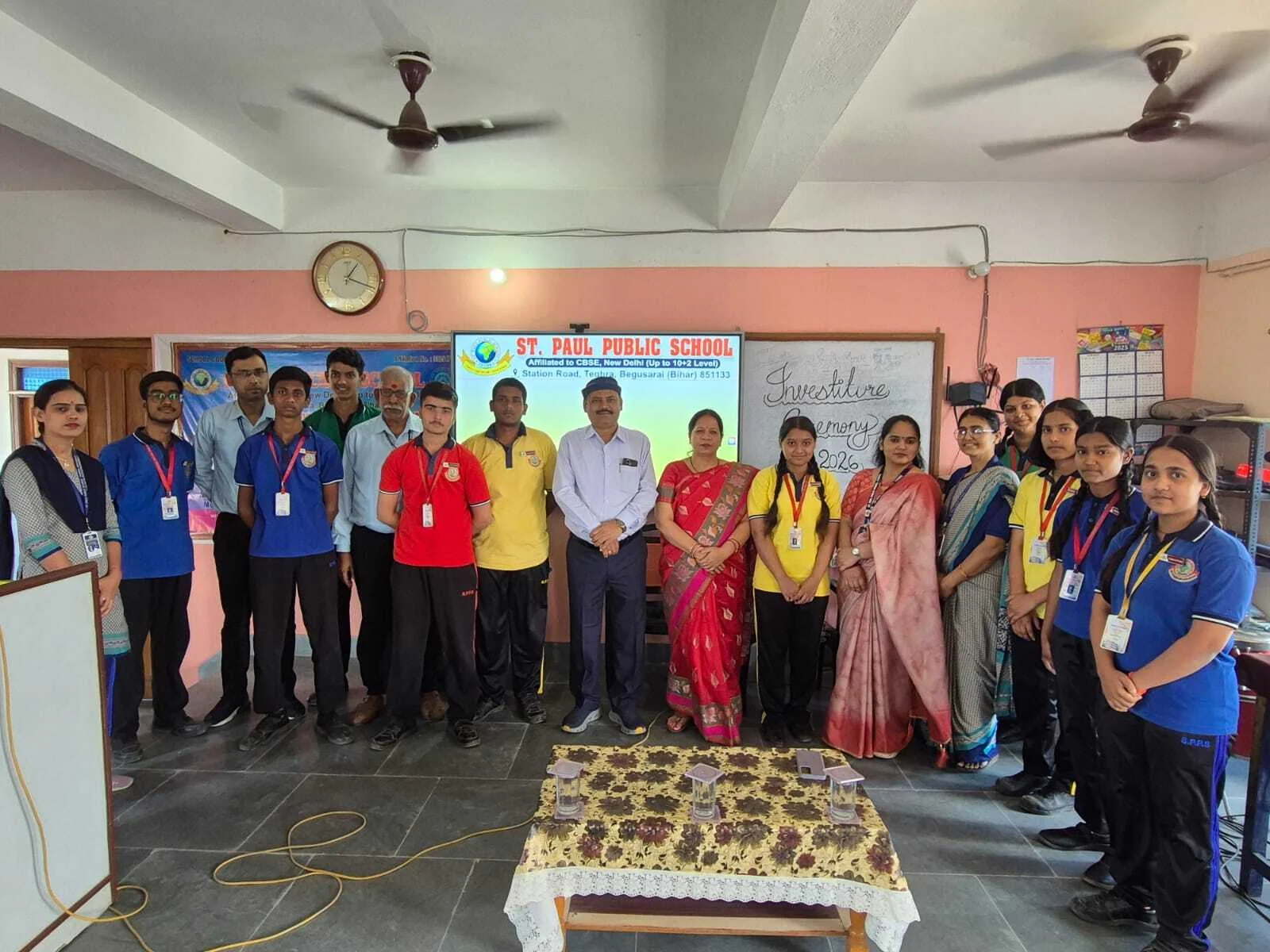 संत पॉल पब्लिक स्कूल, तेघड़ा में अलंकरण समारोह का भव्य आयोजन: आराध्या और हर्ष बने स्पोर्ट्स कप्तान 4