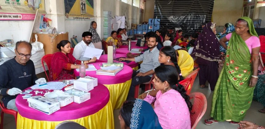 नावकोठी में सुरक्षित मातृत्व अभियान के तहत 89 गर्भवती महिलाओं की हुई स्वास्थ्य जाँच, दवा और पौष्टिक आहार की दी गई सलाह 1