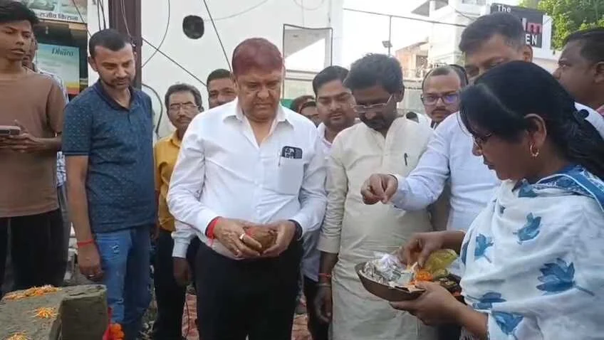 नालंदा: चारों सदनों में नीतीश की मौजूदगी, बीजेपी विधायक डॉ सुनील ने कहा सीएम पर फैसला हाईकमान करेगा” अगला सीएम कौन? 1