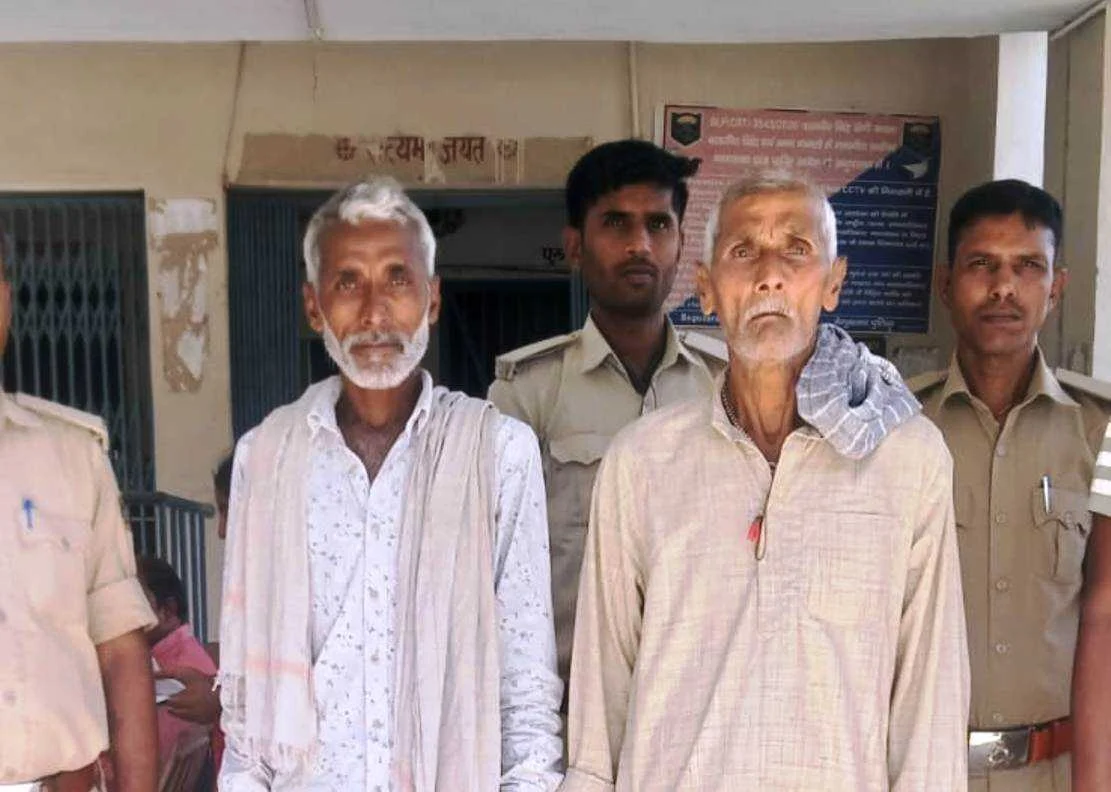 भगवानपुर के जोकिया रसलपुर गोलीबारी कांड के दो आरोपी गिरफ्तार, इलाज के दौरान घायल बुजुर्ग की मौत के बाद पुलिस की बड़ी कार्रवाई 2