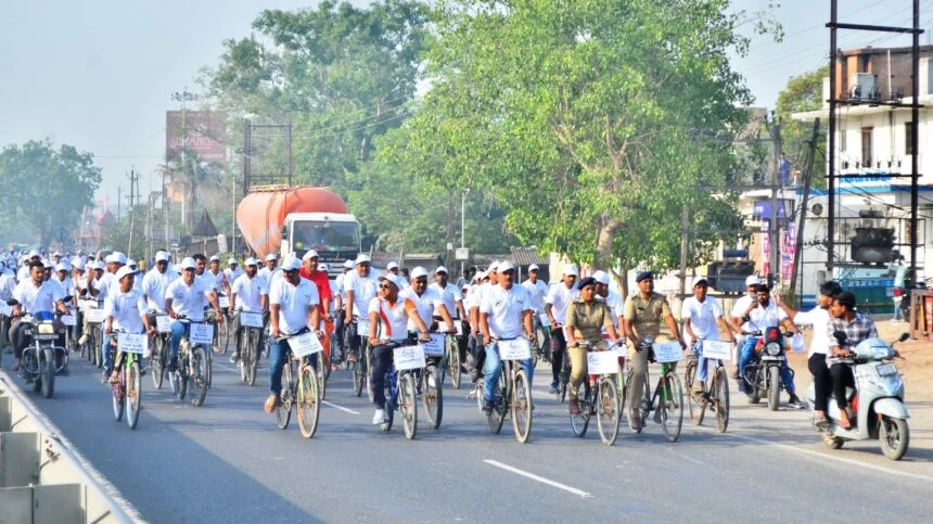 बेगूसराय में 'साइकिल पे संडे' का 600वां रविवार बना यादगार, नेपाल सहित 6 जिलों के यात्रियों ने 'पैडलिंग फॉर चेंज' में भरा जोश 1