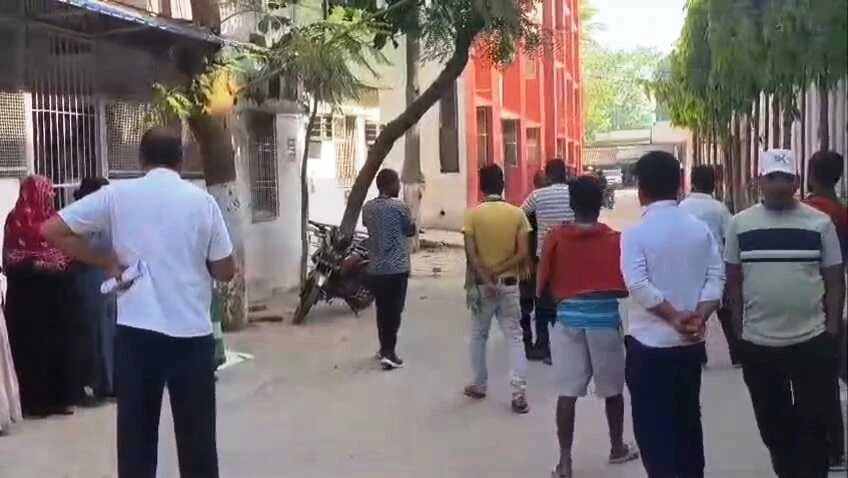 बेगूसराय में मां के निधन की खबर सुन घर लौट रहे व्यक्ति की सड़क हादसे में मौत, कोहराम; सिंघौल के पास पलटा ऑटो 3