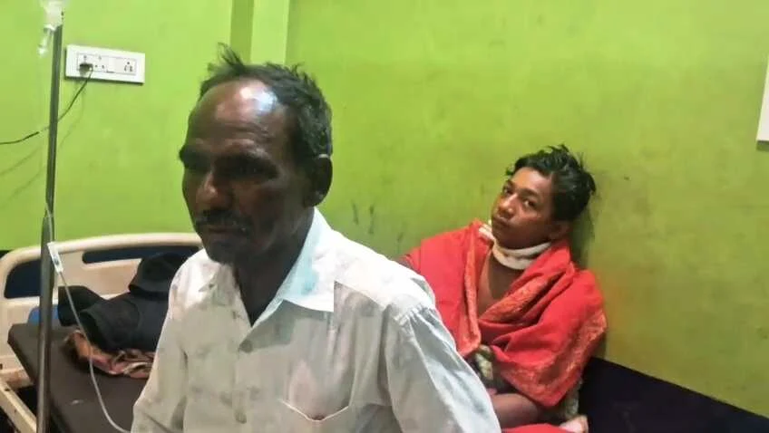 बेगूसराय में दोस्ती शर्मसार! ठंडे के बहाने बुलाकर दोस्तों ने युवक की गर्दन पर ब्लेड से किया जानलेवा हमला, बाल-बाल बचा युवक, एक गिरफ्तार 2