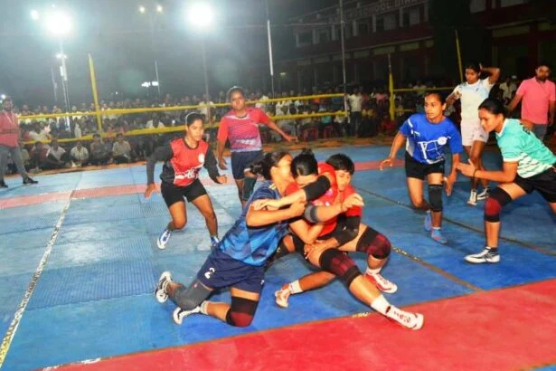 बीहट की धरती पर पहली बार गूंजा अंतरराष्ट्रीय कबड्डी का रोमांच, बिहार की बेटियों ने नेपाल को चटाई धूल 1