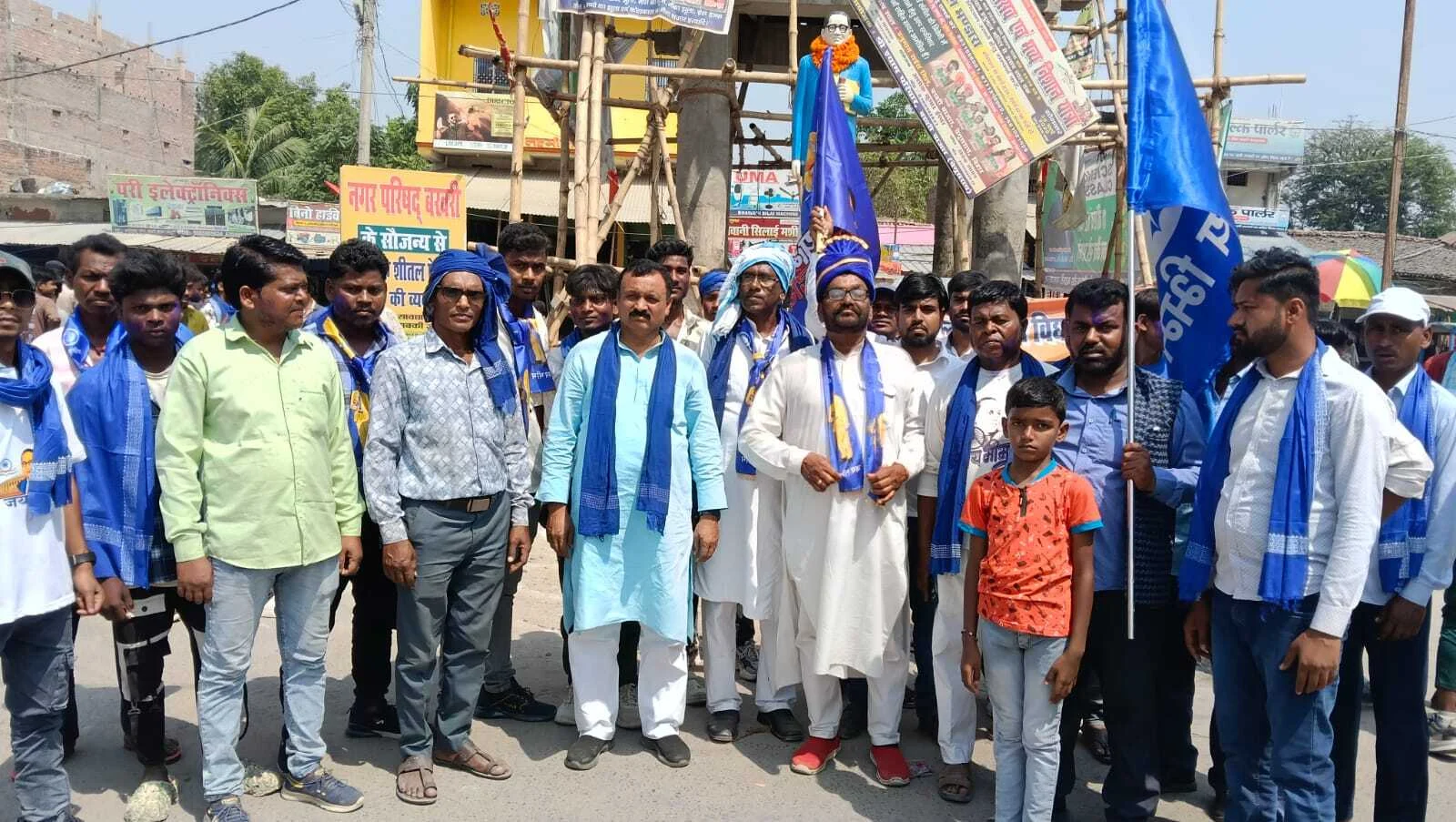 बखरी में धूमधाम से मनाई गई बाबा साहब की जयंती, 'जय भीम' के नारों से गुंजायमान हुआ नगर 4