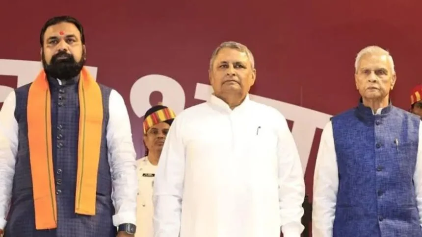 बिहार में विभागों का बंटवारा: मुख्यमंत्री सम्राट चौधरी के पास गृह और स्वास्थ्य समेत 29 विभाग, विजय चौधरी को शिक्षा और विजेंद्र यादव को मिला वित्त 1