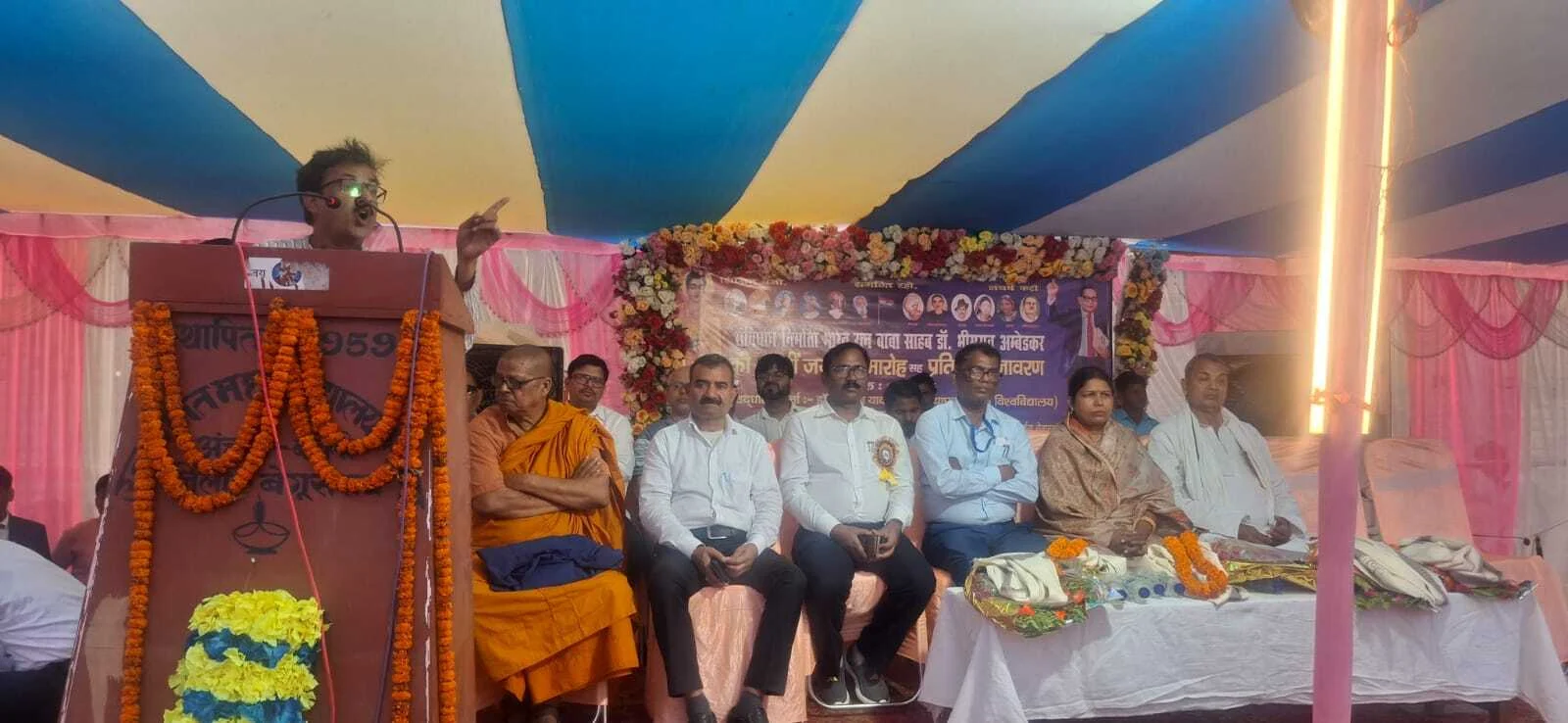 बाबा साहेब के संविधान को बचाने के लिए समाज के सभी तबके को साथ लेकर चलना होगा - डा लक्ष्मण यादव 2