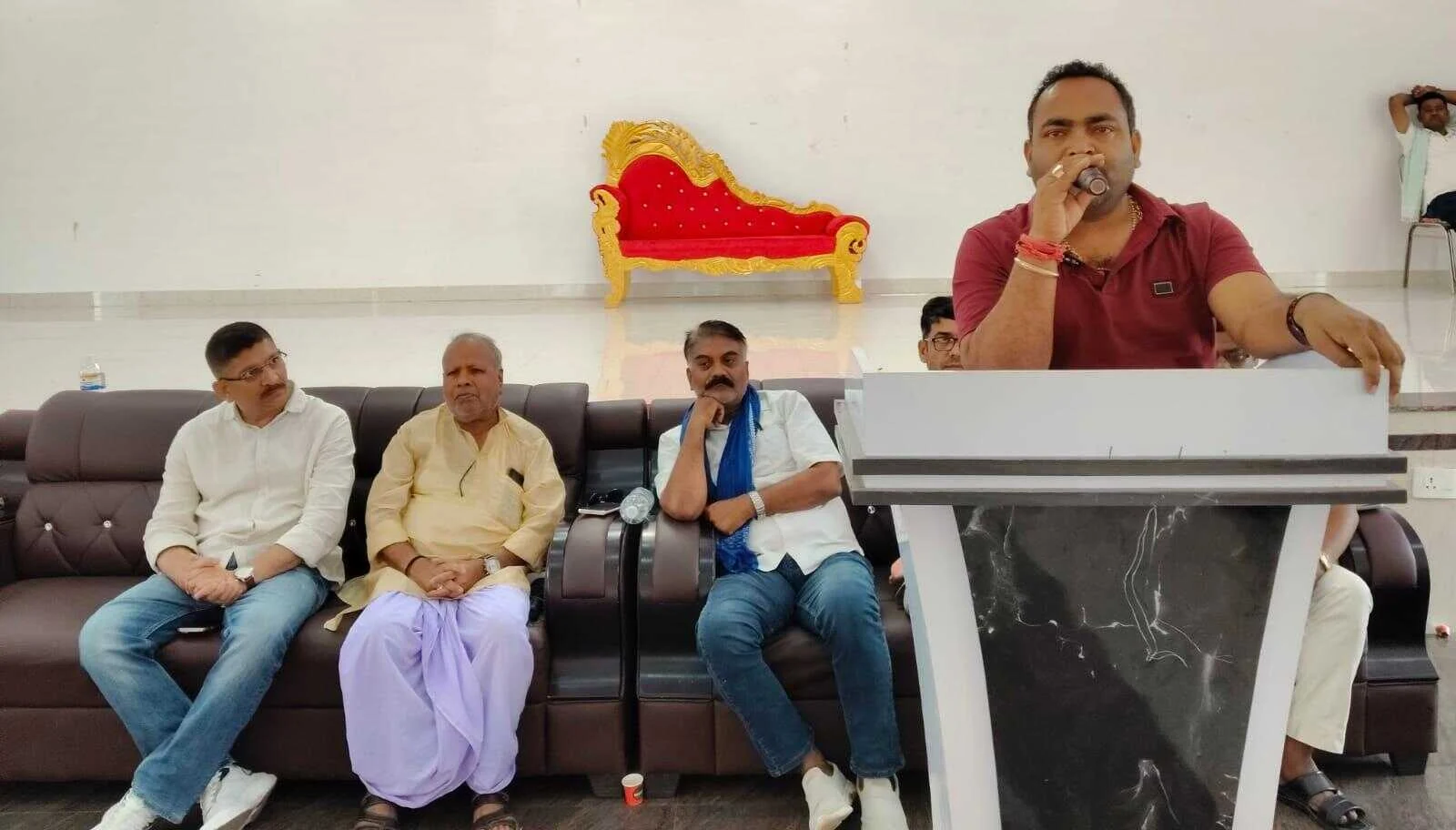 नावकोठी में ग्रामीण चिकित्सकों की बैठक में हुंकार, 25 अप्रैल को बेगूसराय में होगा महासम्मेलन 10