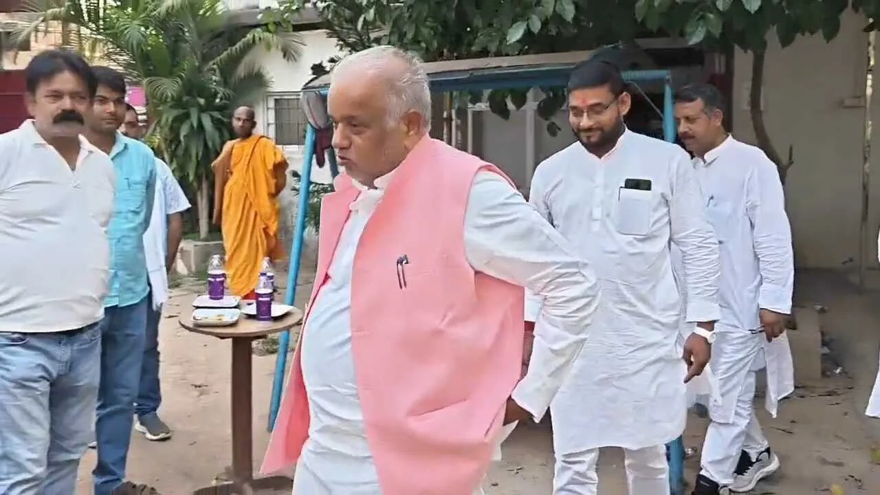 श्रवण कुमार बने विधायक दल के नेता, बोले“विश्वास पर खरा उतरूंगा, दल का नेतृत्व संभालते ही श्रवण कुमार का बड़ा बयान कहा संगठन को करेंगे मजबूत,नीतीश कुमार का जताया आभार, 2