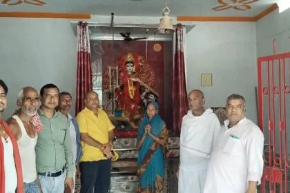 समस्तीपुर: रोसड़ा में आस्था पर प्रहार; मंदिर से अष्टधातु की मूर्तियां और चांदी के मुकुट चोरी, 10 लाख से अधिक की संपत्ति पार 51