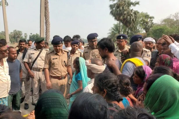 बेगूसराय में अपराधियों ने दिव्यांग युवक को घर से बुलाकर हाथ-पांव बांधा, फिर ईंट-खूंटे से पीट-पीटकर कर दी हत्या 1